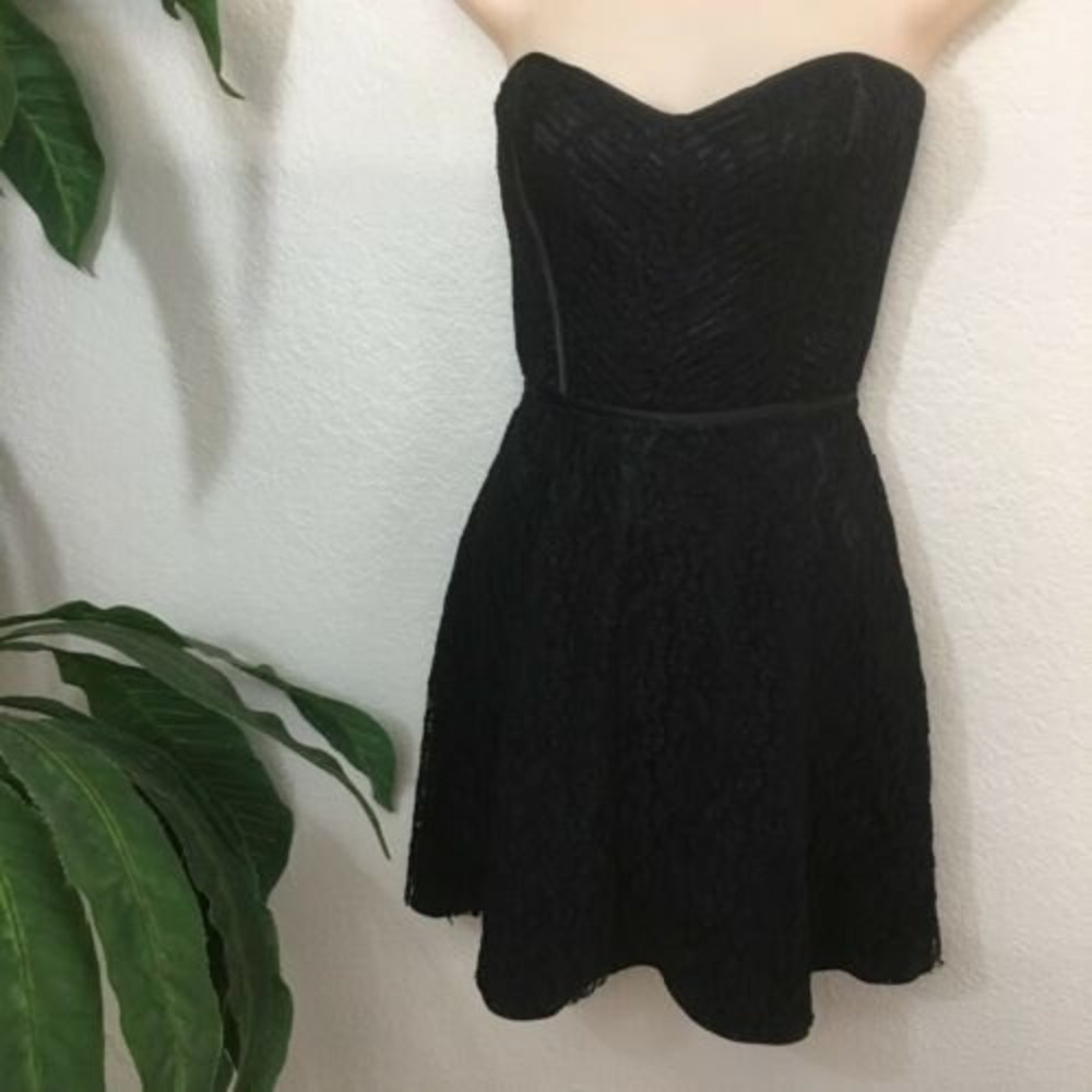 Devlin Women's Strapless Black Lace Party Dress Small / Medium  B27